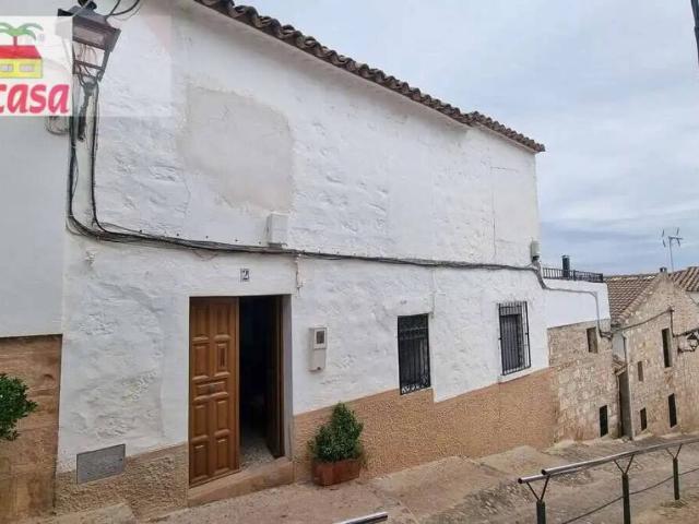 Casa en Venta en Baños de La Encina