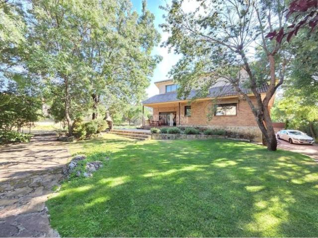 Casa en Venta en Becerril de la Sierra