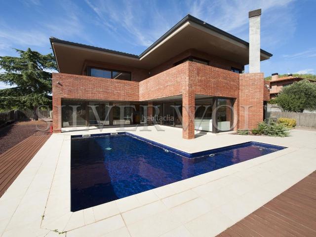 Casa en venta en Begues. OASIS DE PAZ. Casas.