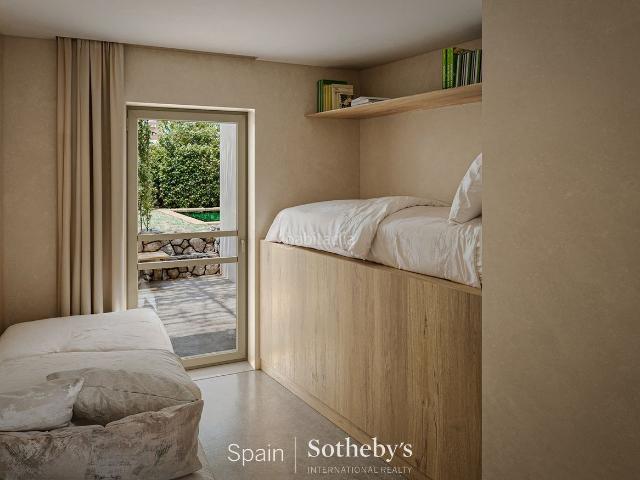 Casa en venta en Begur, Begur Costa Brava. Casa con proyecto de reforma y acabados premium en Begur. Casas.
