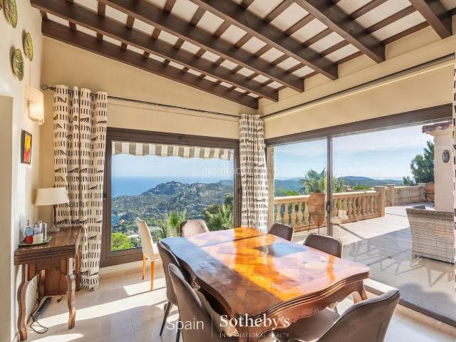 Casa en venta en Begur, Fornells Aiguablava Costa Brava. Vivienda con espectaculares vistas panoramicas en Aiguablava, Begur. Casas.