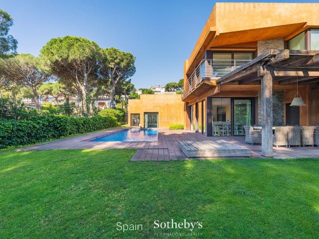 Casa en venta en Begur, Sa Riera Sa Fontansa Costa Brava. Vivienda contemporánea a unos pasos de la playa de Sa Riera, en Begur. Casas.