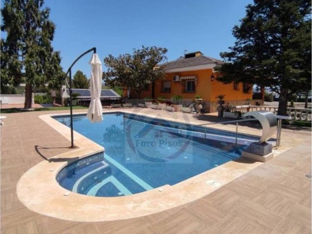 Casa en Venta en Bellús