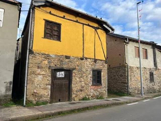 Casa en Venta en Bembibre