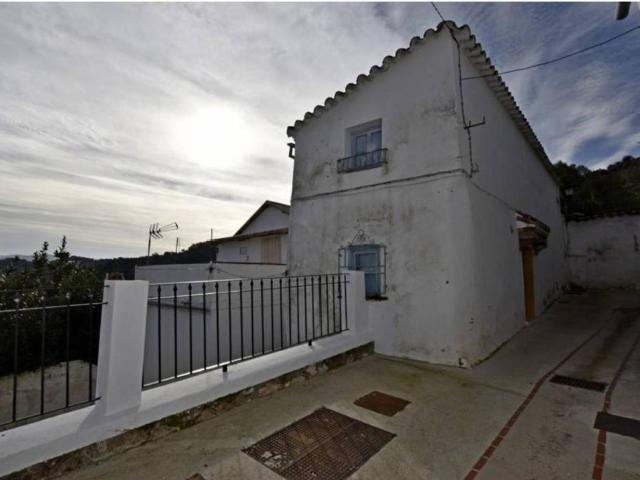 Casa en Venta en Benadalid