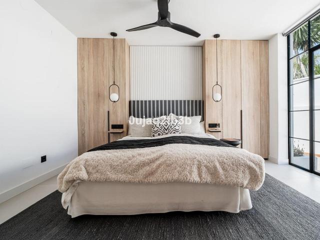 Casa en venta en Benahavís, El Madroñal. Casas.