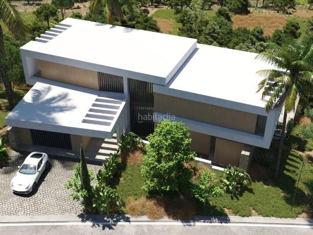 Casa en venta en Benahavís, El Madroñal. Casas.