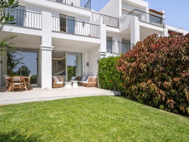 Casa adosada en venta en Benahavís, La Alquería. Casas adosadas.