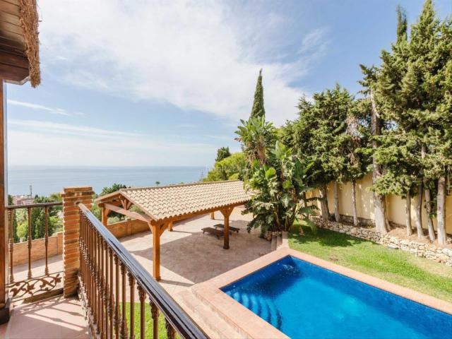 Casa en venta en Benalmádena, La Capellanía El Higuerón. Casas.
