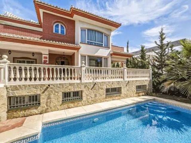 Casa en Venta en Benalmádena