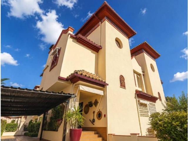 Casa en Venta en Benalmádena