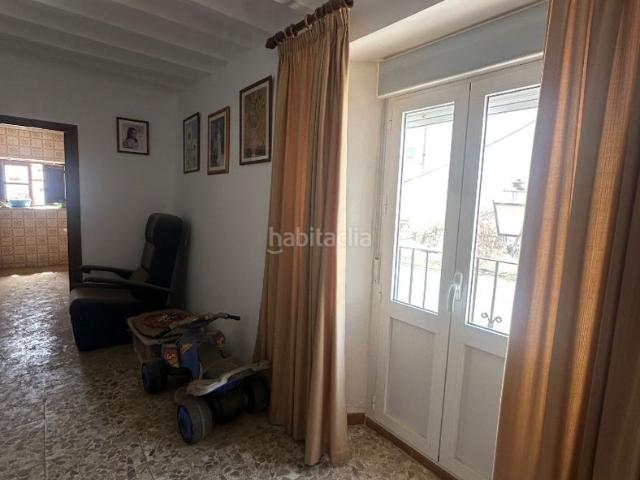 Casa en venta en Benamargosa. Casa con gran potencial en el centro de Benamargosa Posibilidad de dos viviendas independientes. Casas.