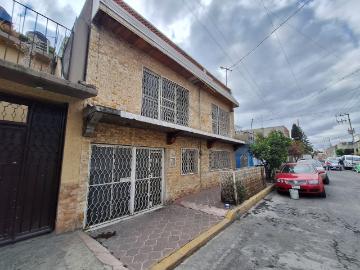 Casa en venta en Benito Juárez La Aurora, Nezahualcóyotl, México