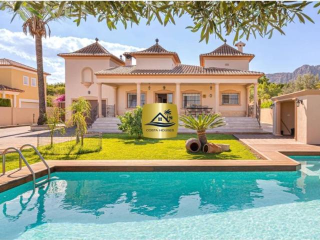 Casa en Venta en Beniarbeig