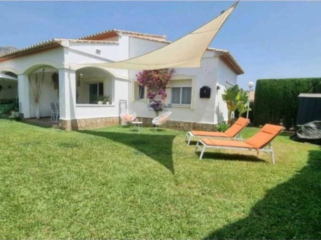 Casa en Venta en Beniarbeig