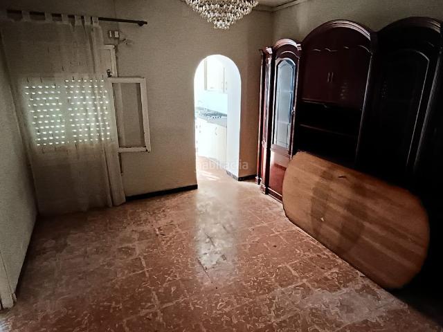 Casa en venta en Benicarló, Pueblo. CASA EN UNA SOLA PLANTA CON PATIO Y TERRADO, EXCELENTE UBICACION !. Casas.