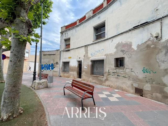 Casa en venta en Benicarló, Pueblo. Parcela en venta en Benicarló. Casas.