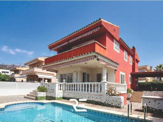 Casa en Venta en Benicasim Benicàssim