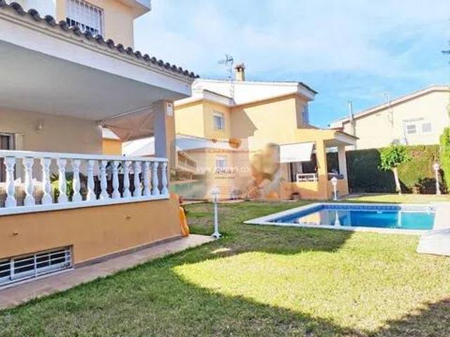 Casa en Venta en Benicasim Benicàssim