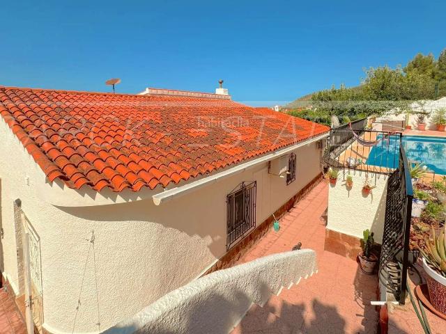 Casa en venta en Benidoleig. Casas.