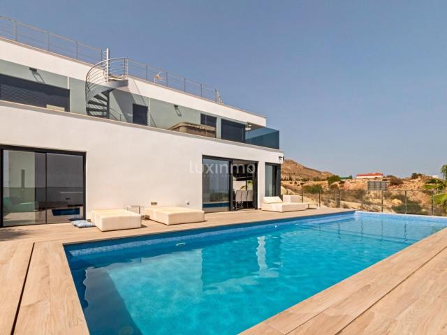 Casa en venta en Finestrat Alicante