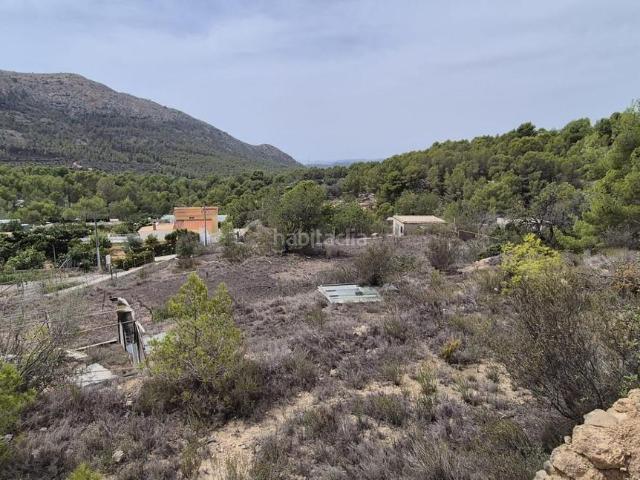Masía en venta en Finestrat, Finestrat Pueblo. CASA DE CAMPO PARA REFORMAR CON 21000 M2 DE TERRENO EN FINESTRAT. Masías.