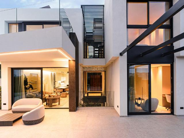 Casa en venta en Benidorm, Urbanizaciones. Casas.
