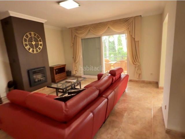 Casa en venta en Benidorm, Urbanizaciones. Villa de lujo en Urbanización Coblanca. Casas.