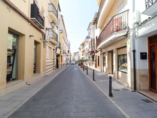 Casa en venta en Benigànim. Finca urbana en venta en el centro de Benigànim Valencia Gran oportunidad para inversores y promotores. Casas.