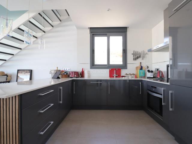 Casa en venta en Benijófar. Casas.