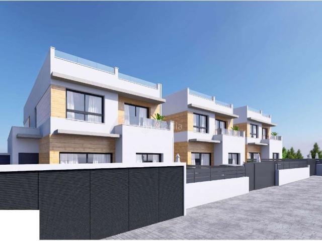 Casa en venta en Benijófar. Casas.