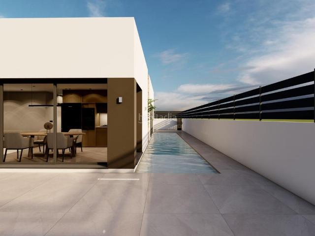 Casa en venta en Benijófar. Modernas villas independientes en Monteazul Benijoacutefar con piscina y solaacuterium opcionalesUbicacioacuten privilegiada entre. Casas.