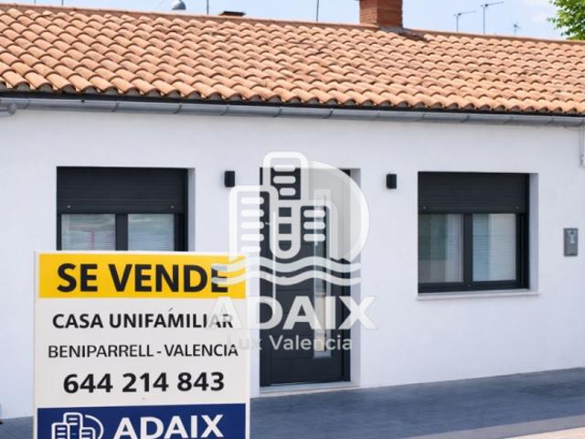 Casa en Venta en Beniparrell, Valencia