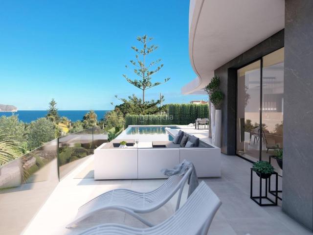 Casa en venta en Benissa, La Fustera. VILLA DE OBRA NUEVA CON VISTAS AL MAR EN BENISSAVilla de lujo de obra nueva construida en una gran parcela de 1250m2, que ofrece i. Casas.