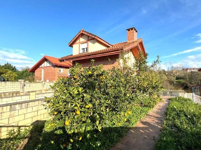 Casa en venta en Beranga, Beranga