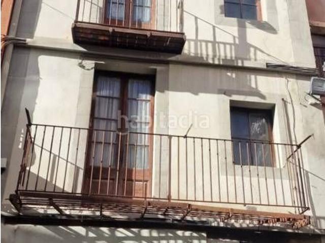 Casa en venta en Berga. Casa entera junto a la Plaza de Sant Pere. Casas.