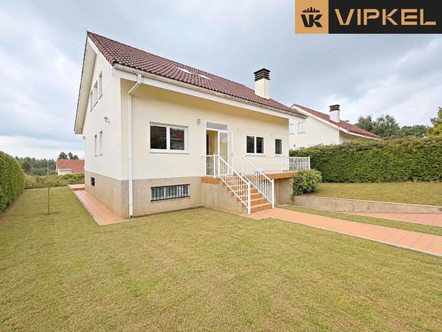 Casa en venta en Bergondo La Coruña