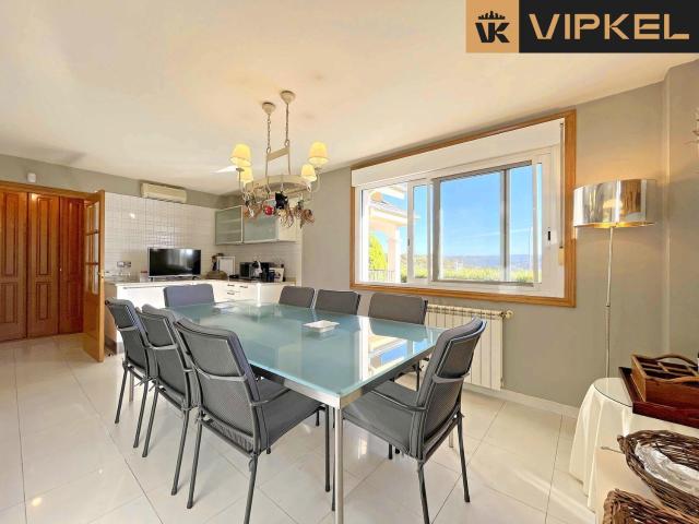 Casa en venta en Bergondo La Coruña