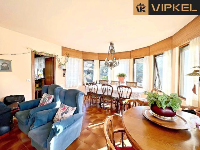 Casa en venta en Bergondo La Coruña