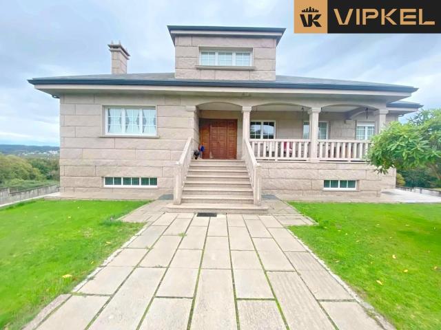 Casa en venta en Betanzos La Coruña
