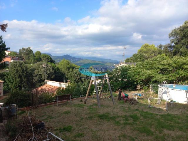 Casa en venta en Bigues i Riells del Fai. Casa en venta en Urbanización, 3 dormitorios. Casas Bigues i Riells del.