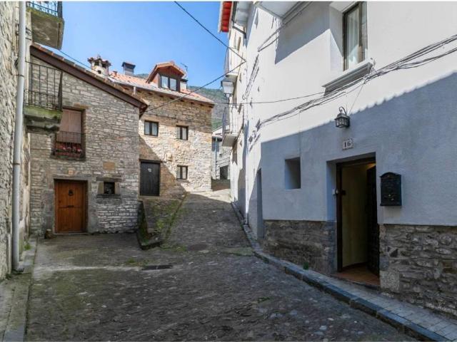 Casa en Venta en Biescas
