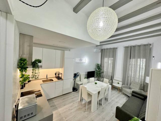 Casa en venta en Blanes, Centre Costa Brava. Casa totalmente reformada en venta en Centre. Casas.