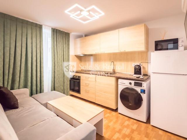 Casa en venta en Blanes, Centre Costa Brava. TU OPORTUNIDAD DE INVERSIÓN EN BLANES, A ESCASOS METROS DEL MAR Y CON LICENCIA TURÍSTICA!. Casas.
