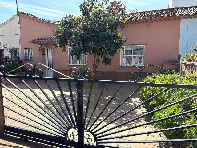 Casa en venta en Blanes, de 101 m² 4 habitaciones por 355.000