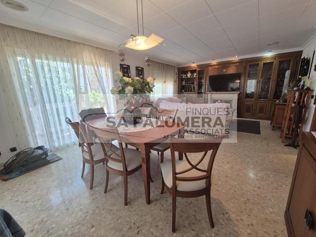 Casa en venta en Blanes, La plantera Costa Brava. VENDEMOS CASA CON PISCINA MAS MARULL. Casas.