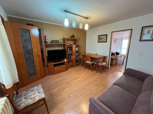 Casa en venta en Blanes, Mercat Mas Moixa Costa Brava. Casa con dos viviendas independientes con jardín vertical de 75 m2!. Casas.
