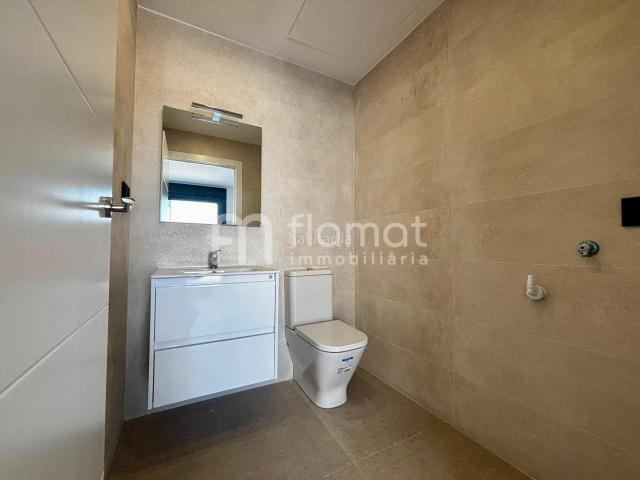 Casa en venta en Blanes, Mont Ferrant Joan Carles I Costa Brava. CASA DE OBRA NUEVA EN BLANES CON GARAJE XXL. Casas.