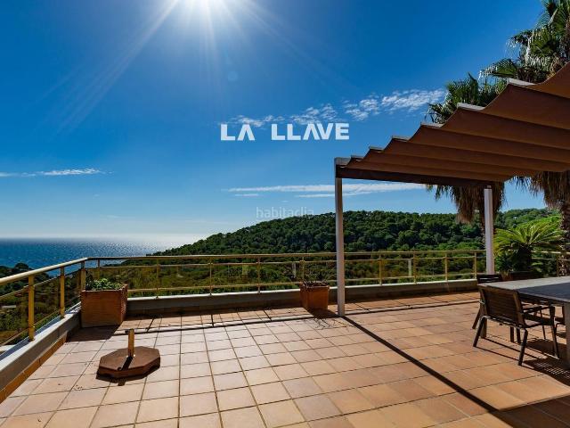 Casa en venta en Blanes, Santa Cristina Sant Francesc Costa Brava. Casa espectacular a un precio increible a solo 10 min a pie de Cala treumal LICENCIA TURISTICA. Casas.