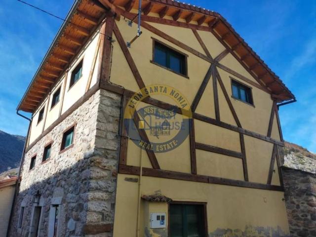 Casa en Venta en Boca de Huérgano